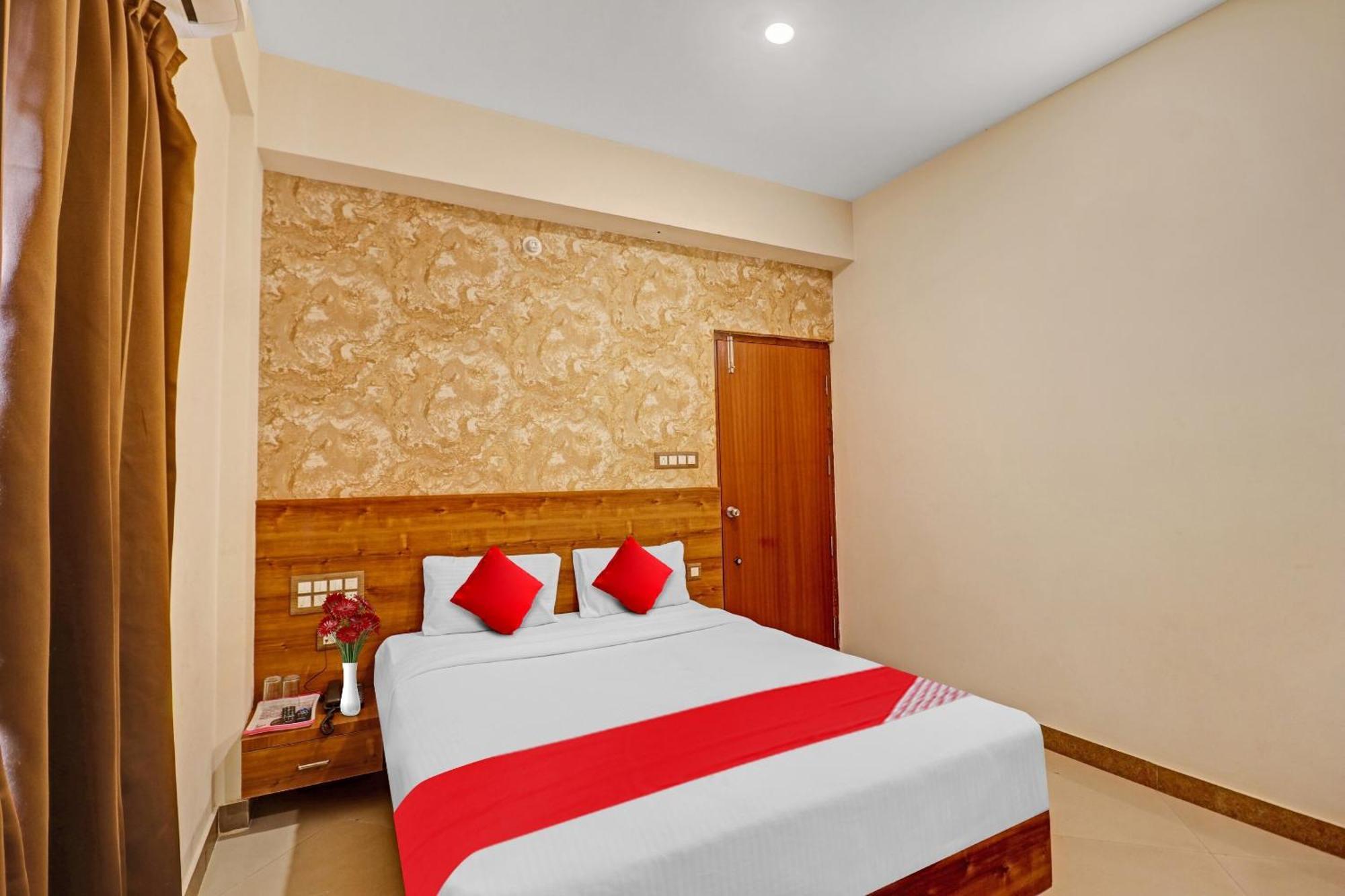 Hotel O Formula Vanivilasa Puram Exterior photo